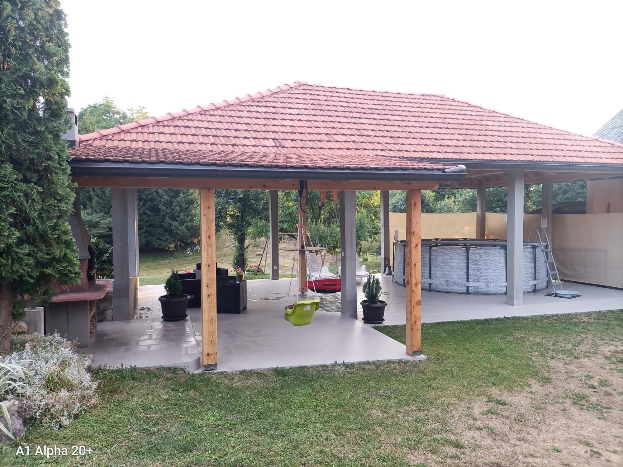 דירות Donji Zvecaj Kuca Za Odmor Braco מראה חיצוני תמונה